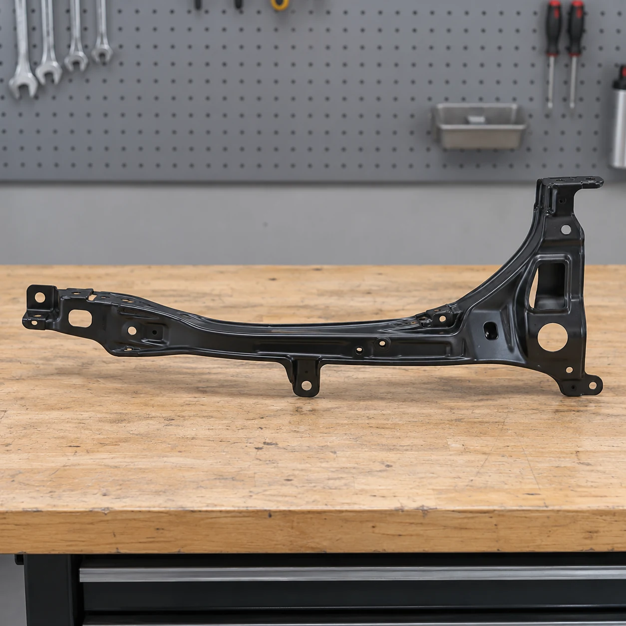 Toyota Upper Radiator Support, Rh SU003-01366 SU003-01366