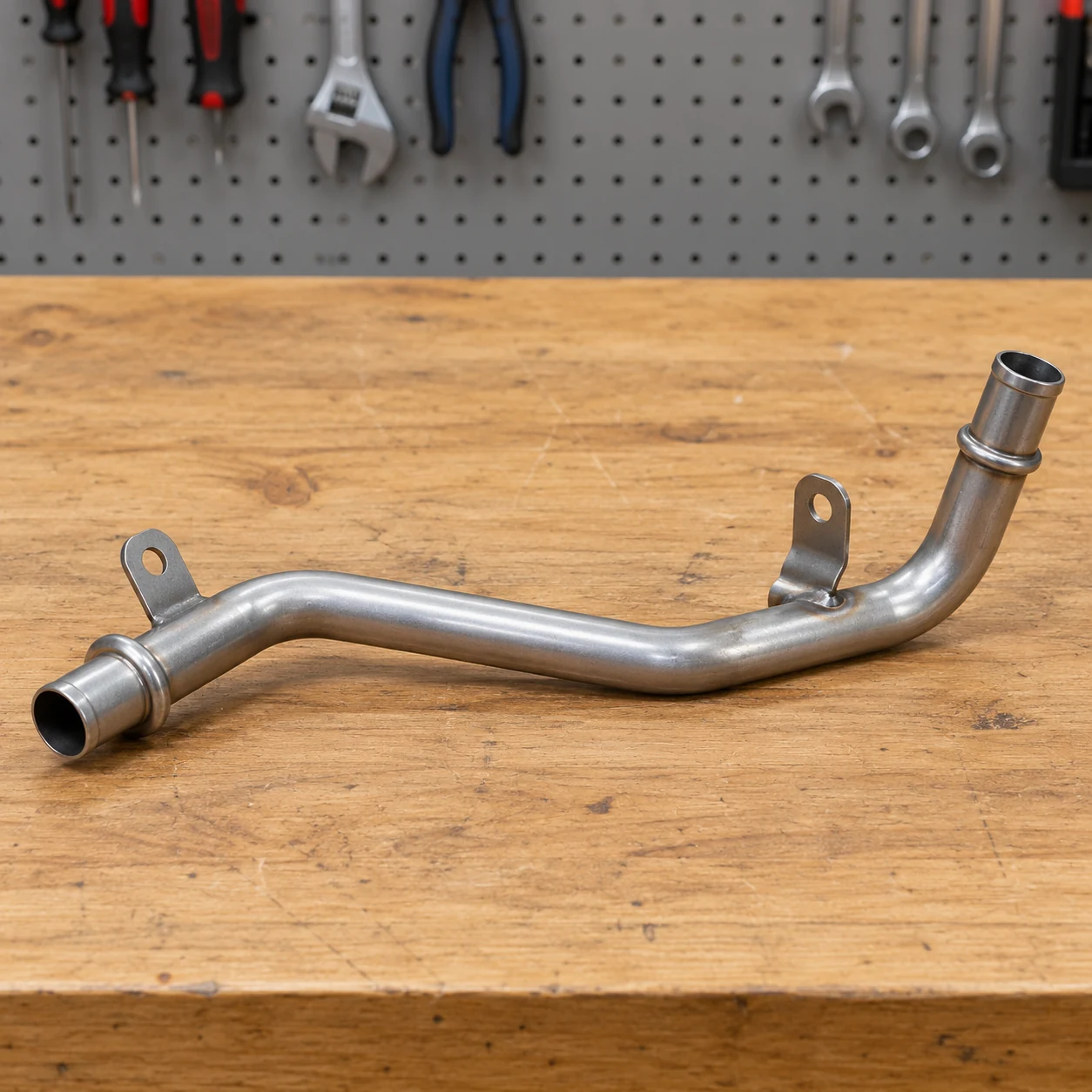 Subaru Return trubka 42068FE050 42068FE050