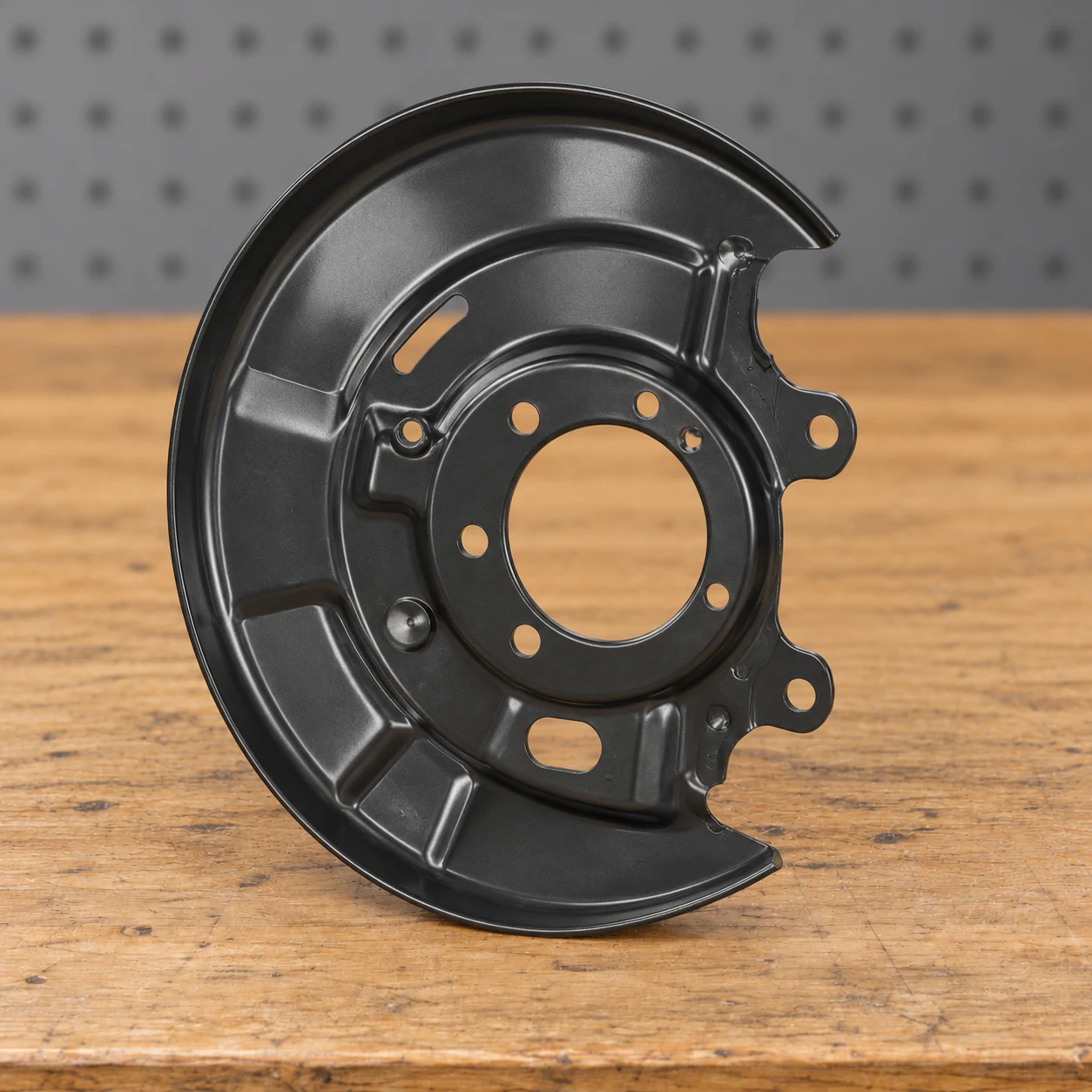 Subaru zadní brzdový BACK deska, (levá strana) 26704FE010 26704FE010